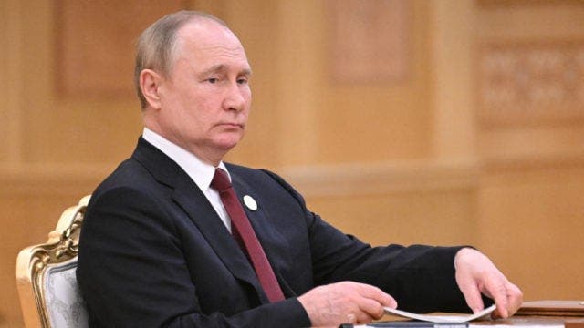 Putin analiza en Consejo de Seguridad medidas antiterroristas tras ataques