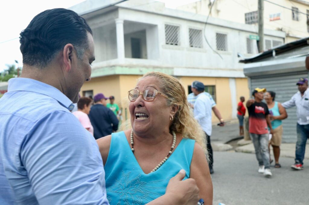 Ciudadanos manifiestan atraso, abandono y desastre por parte del gobierno y ayuntamiento de SDE