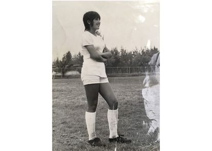 Lourdes Constantino, jugadora de futbol en el Mundial femenil de 1971.
