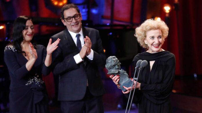 Marisa Paredes, la noche en la que recibió el premio Goya de Honor.