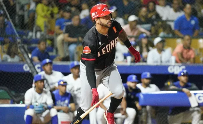 Leones vencen Tigres; se aferran al 4to. lugar