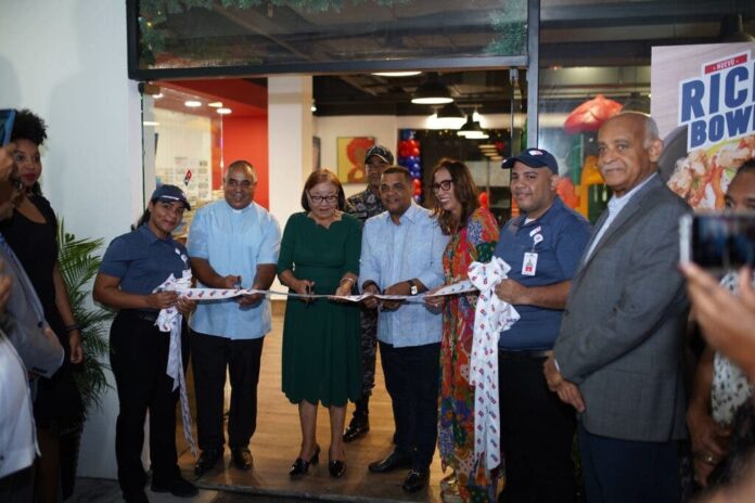 Domino's abre sucursal en Barahona