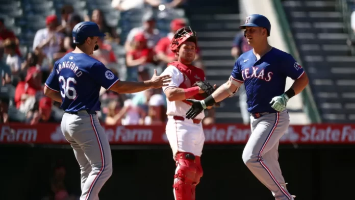 Nathaniel Lowe se une a los Nacionales mediante intercambio con los Rangers

