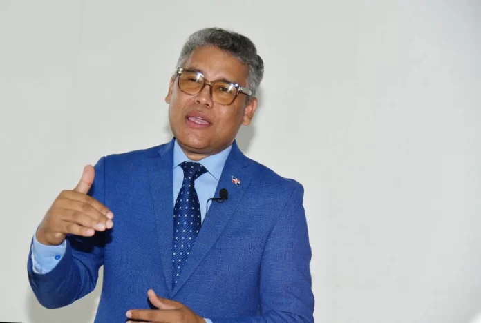 Carlos Peña felicita pueblo dominicano por TC acoger petición de GenS para anular Ley del DNI