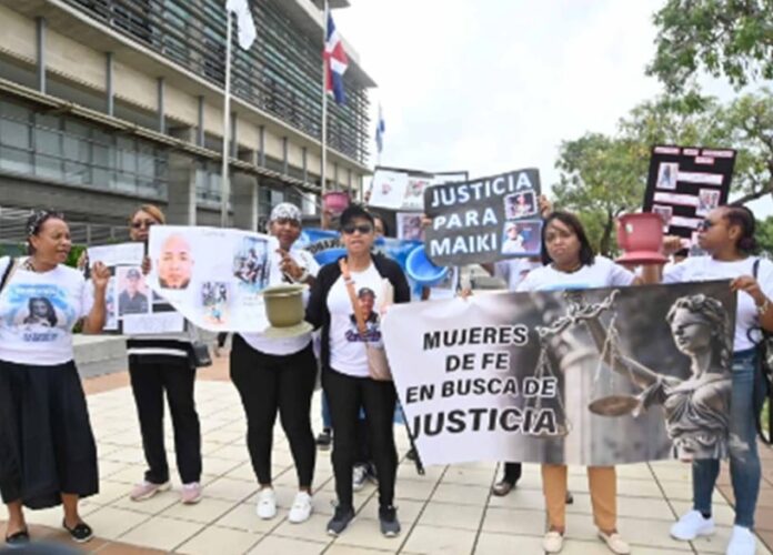 Madres exigen justicia para sus hijos asesinados en SD