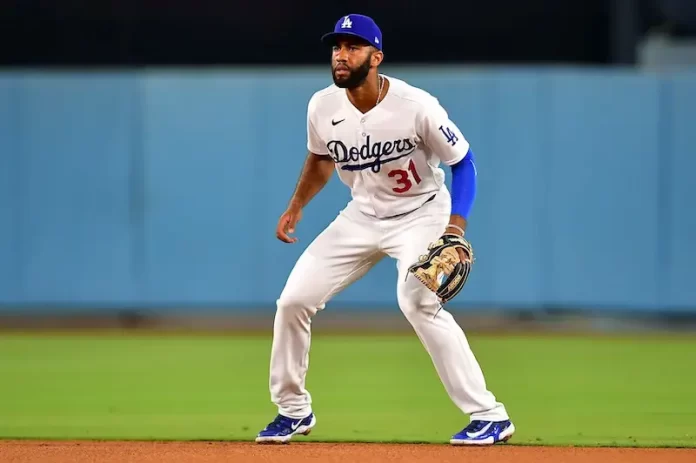 Nats pacta contrato con Amed Rosario